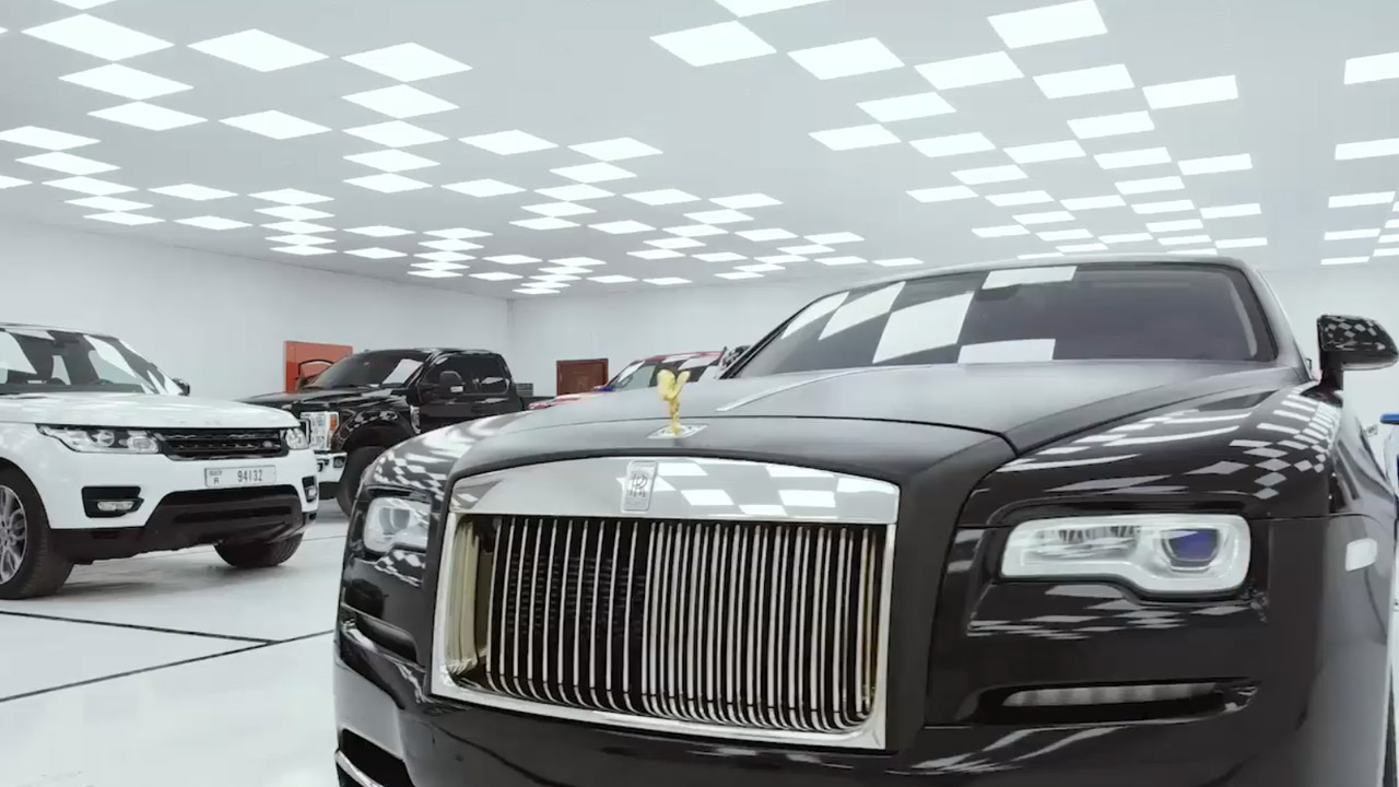 Rolls Royce Phantom Rental Dubai  GTR Luxury Car Rental